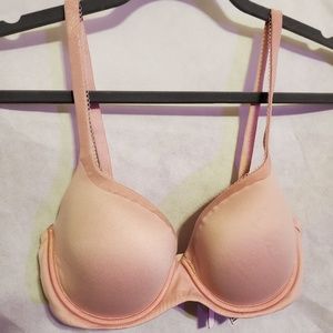 Light Peach Victoria's Secret Bra 32DD Lined Demi